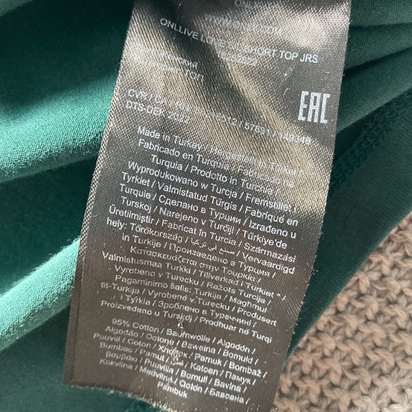 Only High Neck Emerald Green Cropped Tank Top Large - Picture 3 of 7